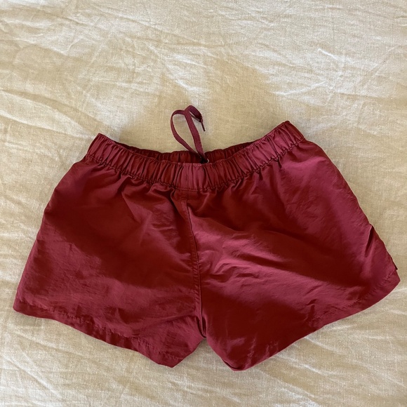 Patagonia Barely Baggies Short XS Adzuki Red - Picture 3 of 6